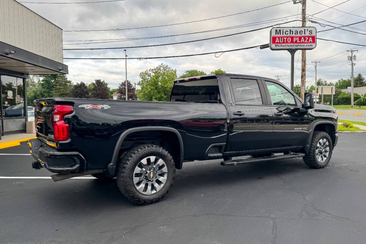 Used 2022 Chevrolet Silverado 2500 Custom w/ Gooseneck/5TH Wheel Package AWD/4WD image 4