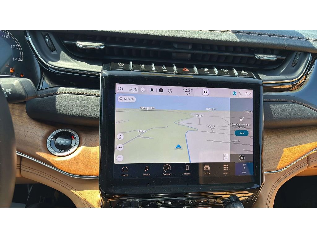 Used 2024 Jeep Grand Cherokee L Summit AWD/4WD image 19