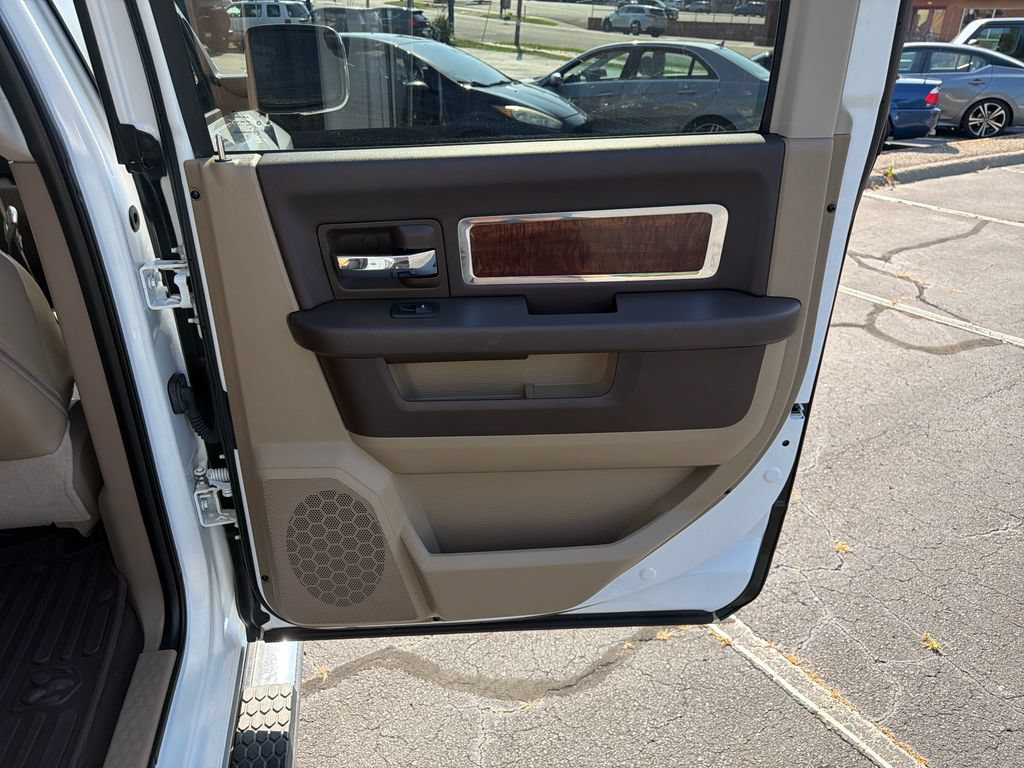 Used 2012 RAM 1500 Laramie AWD/4WD image 44