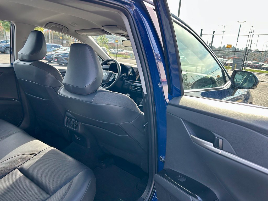Certified 2025 Toyota Camry XLE FWD image 13