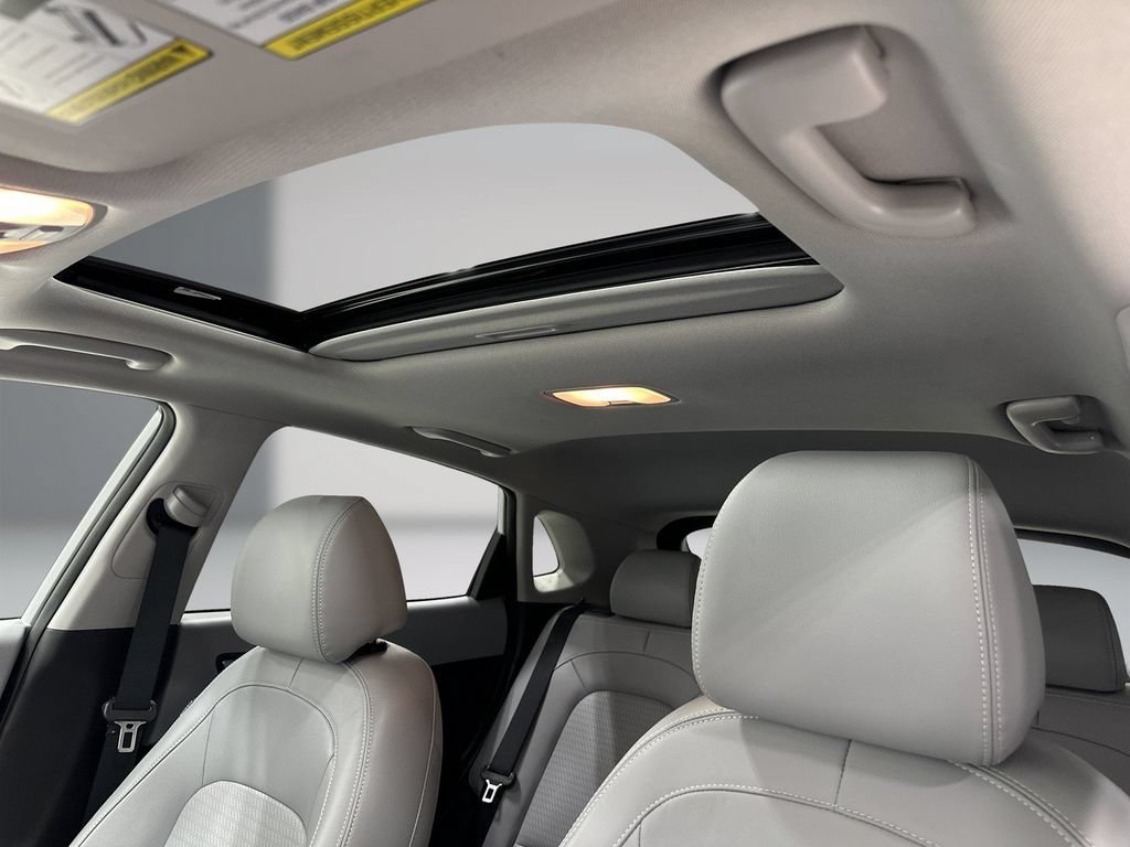Used 2018 Hyundai Kona Ultimate FWD image 17