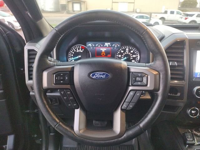 Used 2020 Ford Expedition XLT w/ Equipment Group 202A AWD/4WD image 18