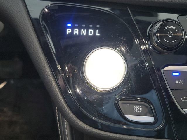 Used 2025 Chrysler Pacifica Limited image 20