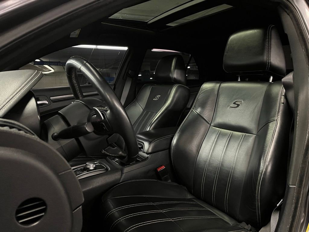 Used 2016 Chrysler 300 S w/ 300S Premium Group image 17