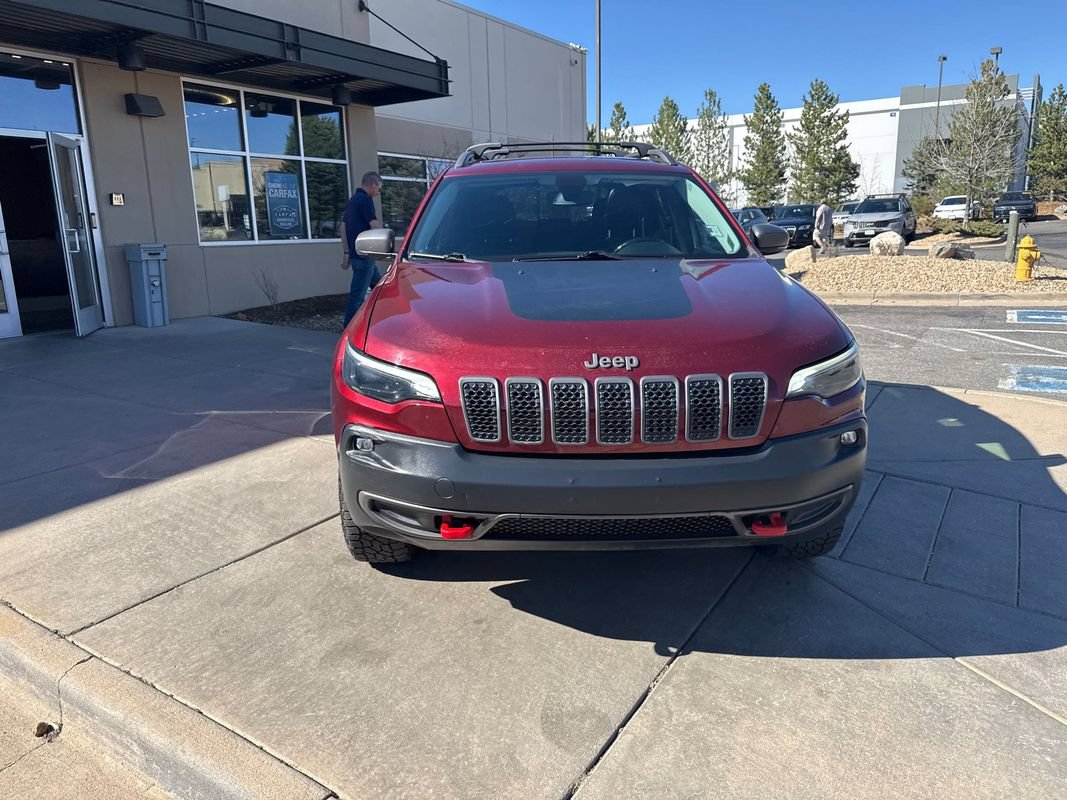 Used 2020 Jeep Cherokee Trailhawk w/ Comfort/Convenience Group AWD/4WD image 3
