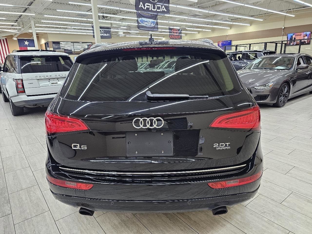 Used 2017 Audi Q5 2.0T Premium Plus w/ Technology Package image 8