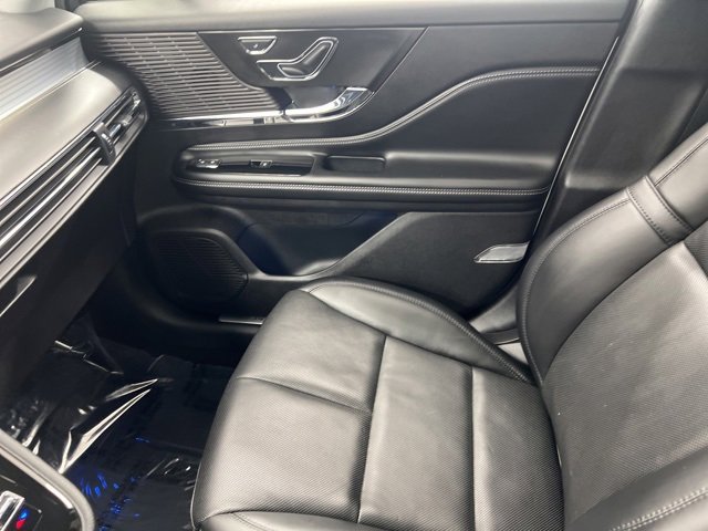 Used 2022 Lincoln Corsair AWD w/ Premium Package image 21