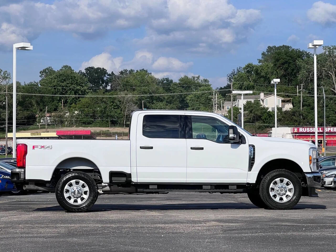 Used 2024 Ford F250 XLT w/ FX4 Off-Road Package image 8