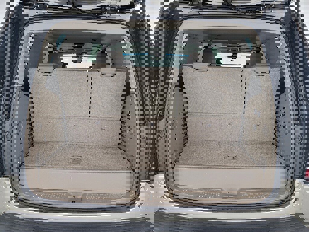 Used 2016 GMC Yukon SLT w/ Open Road Package image 37