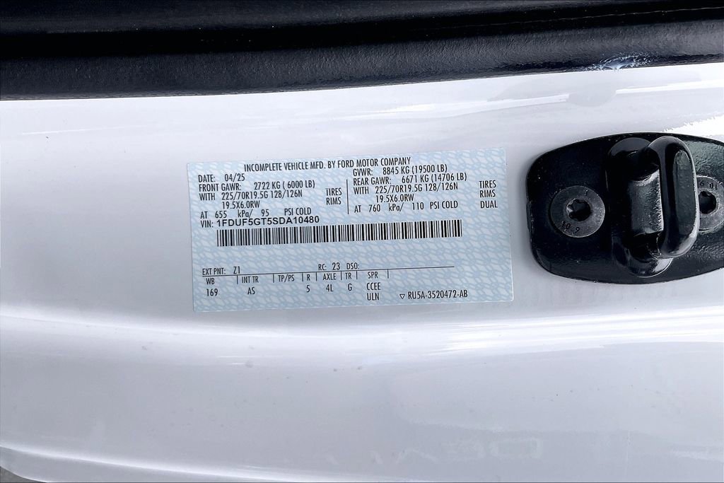 New 2025 Ford F550 2WD Regular Cab Super Duty image 13