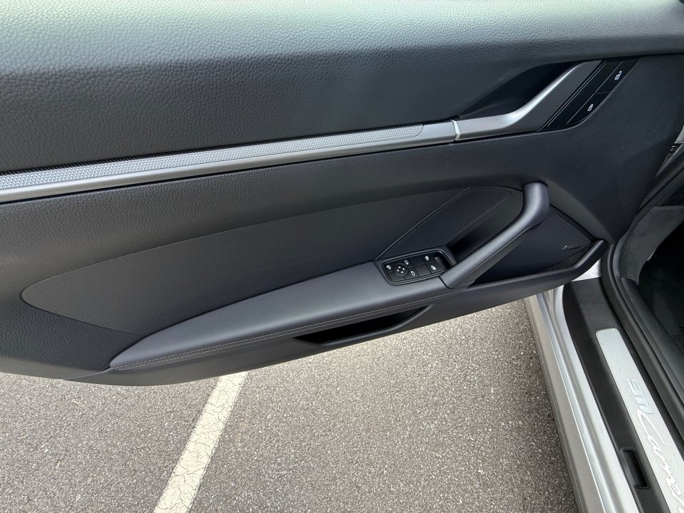 Certified 2024 Porsche 911 Carrera RWD image 21