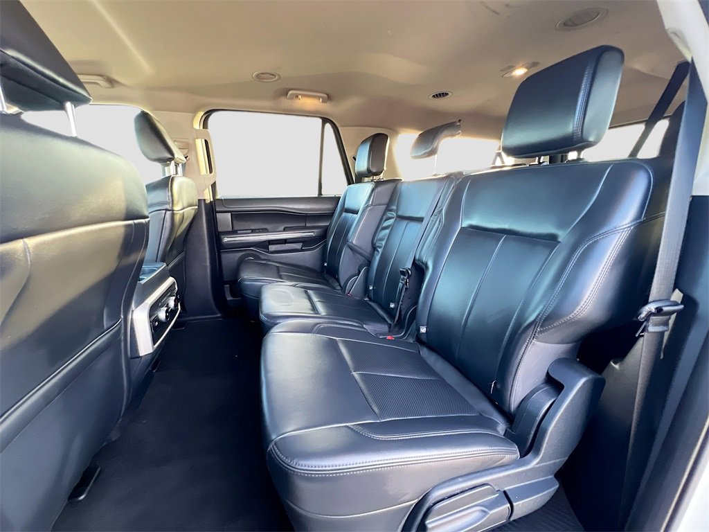 Used 2024 Ford Expedition Max XLT image 24