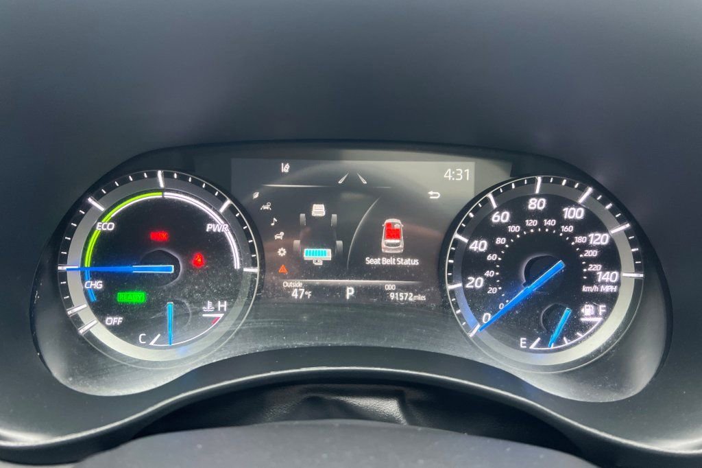 Used 2020 Toyota Highlander XLE image 21