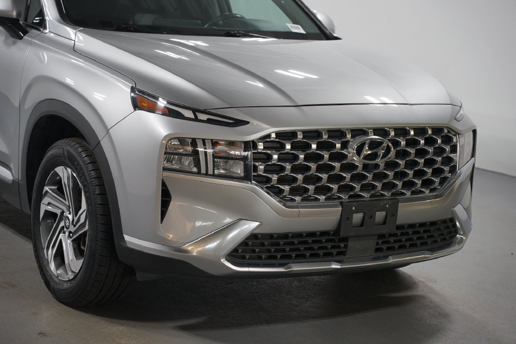 Used 2023 Hyundai Santa Fe SEL w/ Premium Package AWD/4WD image 4