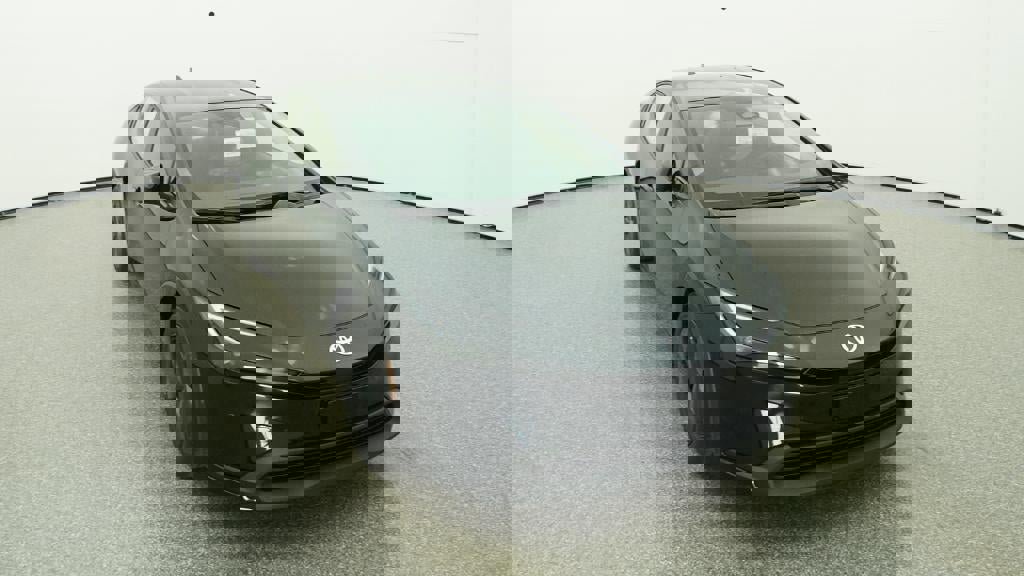 New 2026 Toyota Prius LE image 47