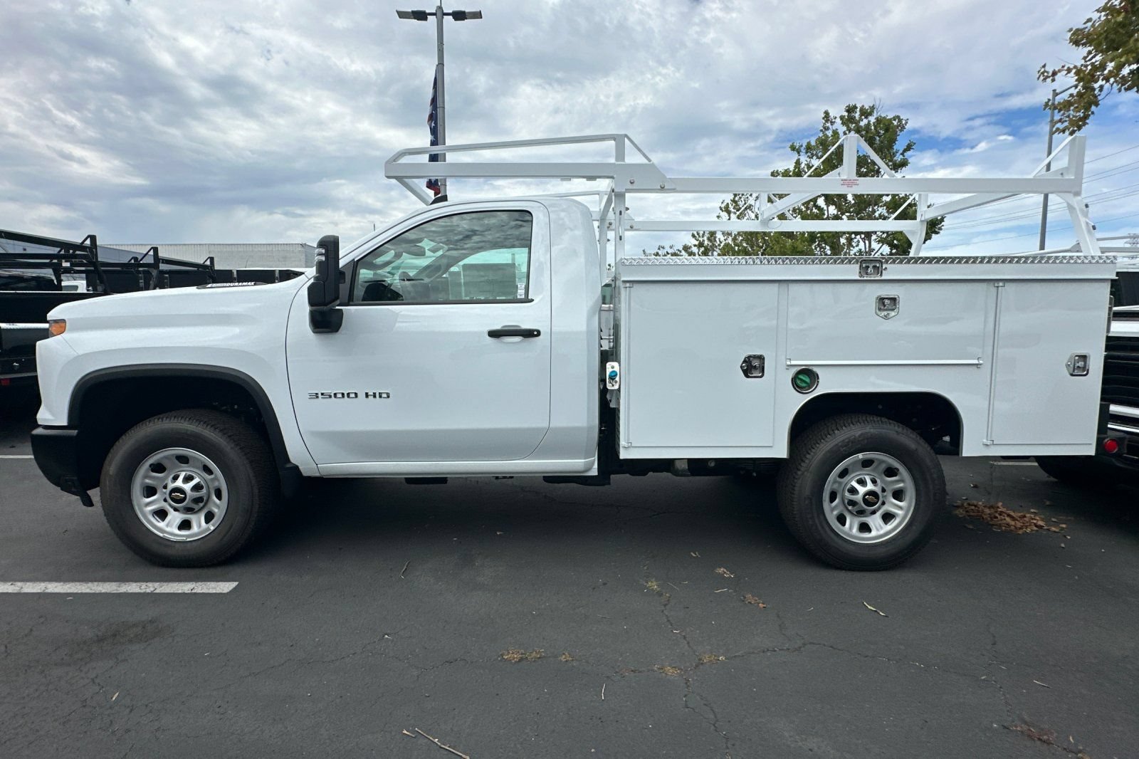 New 2026 Chevrolet Silverado 3500 W/T w/ WT Fleet Convenience Package AWD/4WD image 7