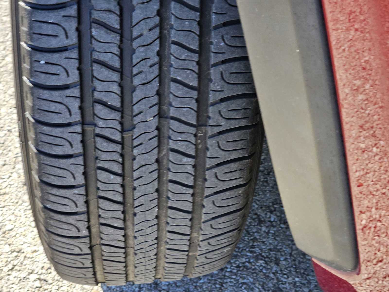 Used 2021 Toyota RAV4 XLE Premium image 10