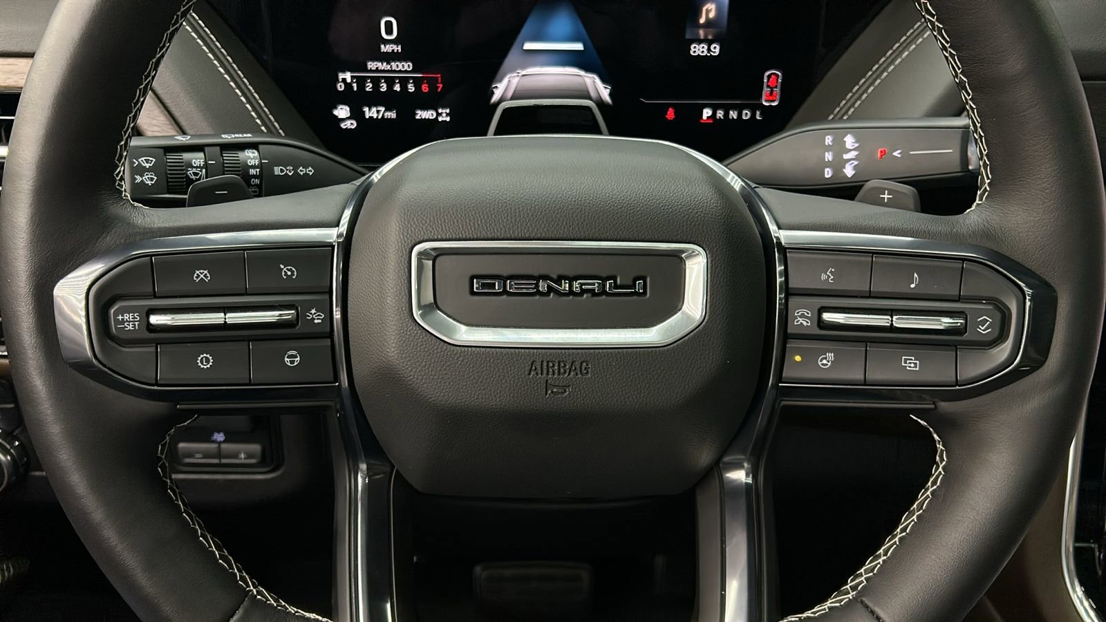 Used 2025 GMC Yukon XL Denali Ultimate image 22