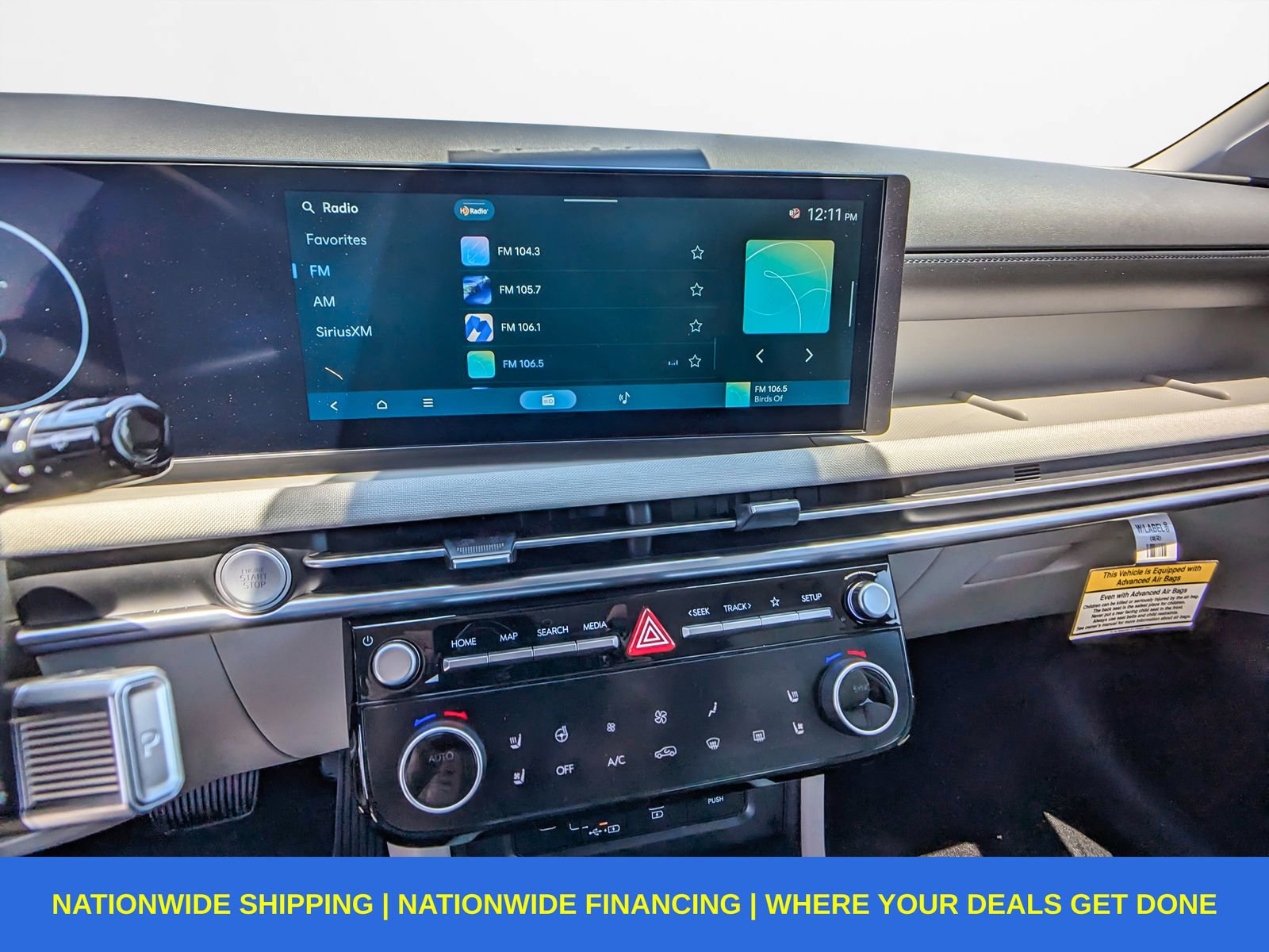 New 2025 Hyundai Tucson Limited image 32