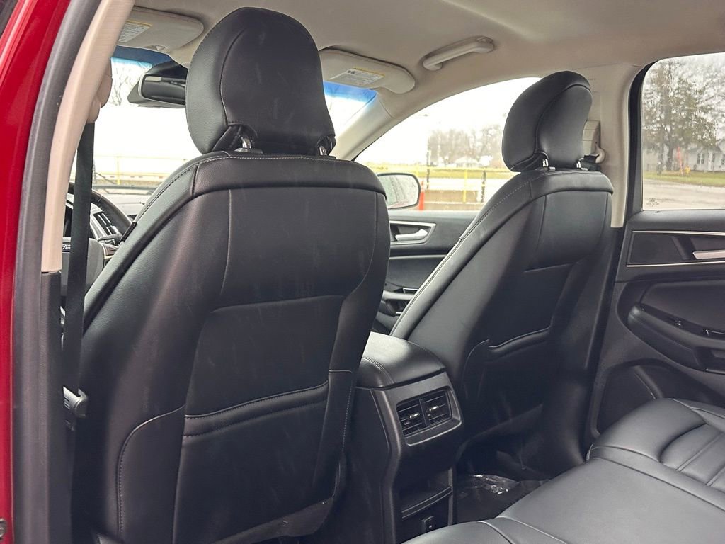 Used 2019 Ford Edge SEL w/ Equipment Group 201A image 13