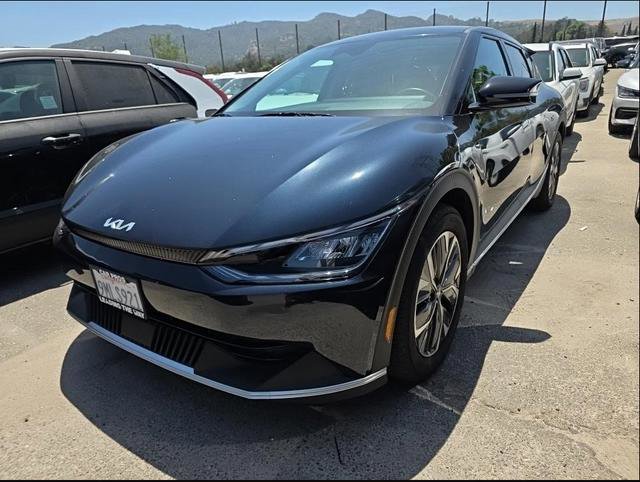 Used 2024 Kia EV6 Light RWD image 3
