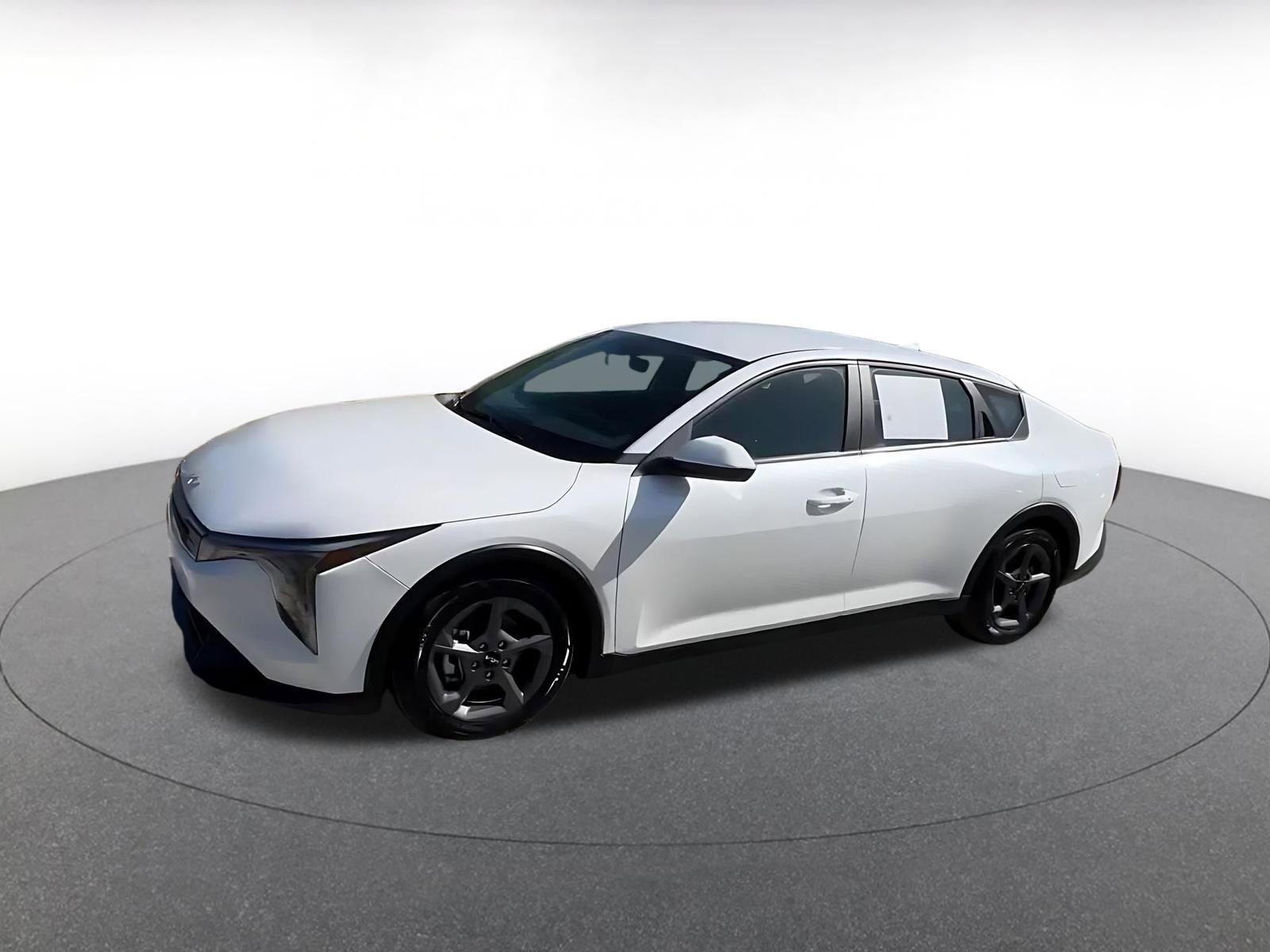 Used 2025 Kia K4 FWD image 9