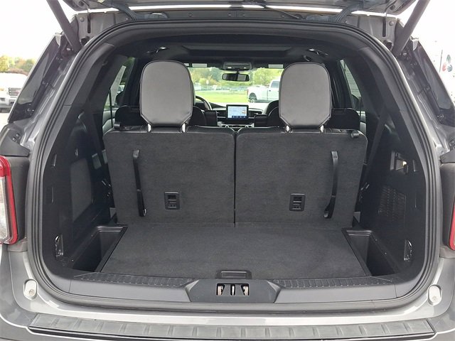 Used 2022 Ford Explorer ST-Line w/ Class IV Trailer Tow Package image 32