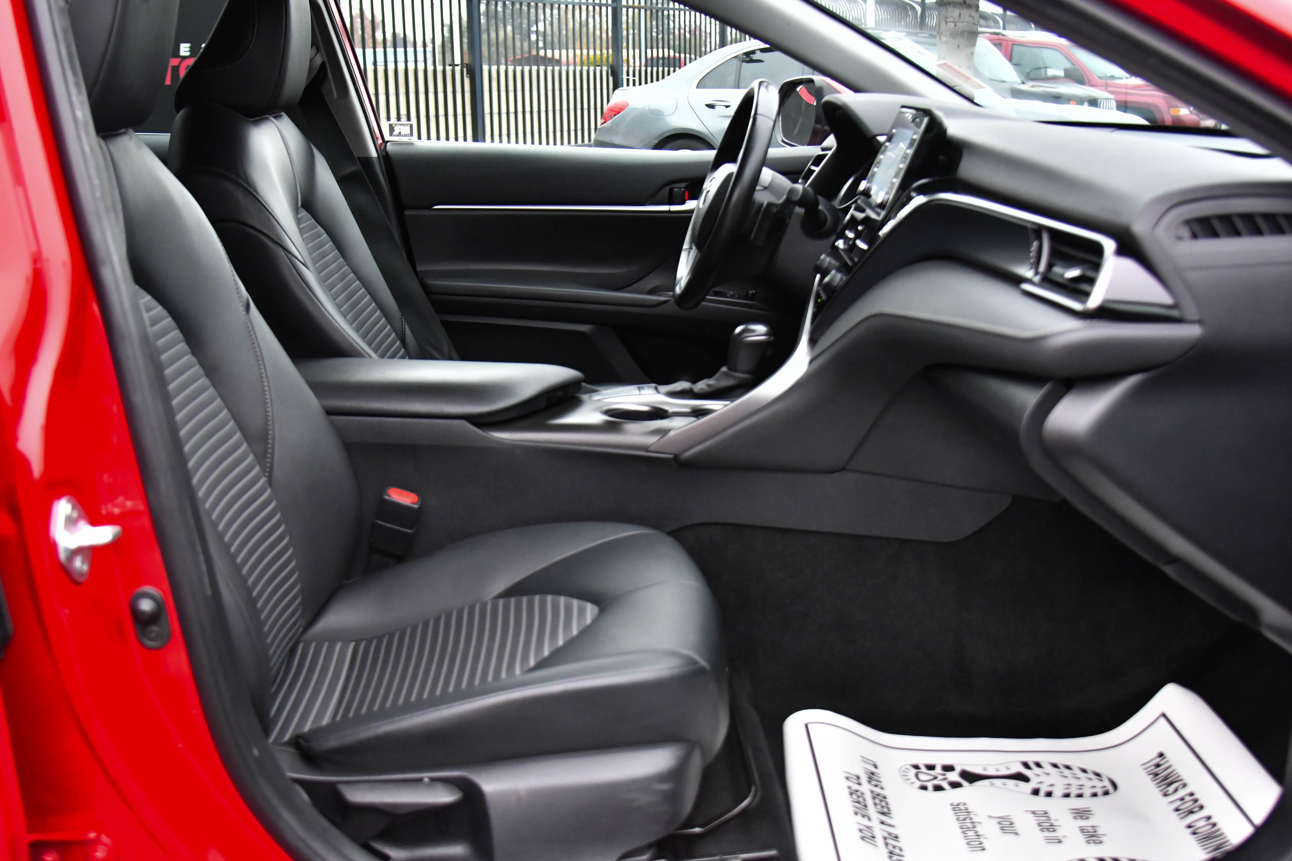 Used 2023 Toyota Camry SE image 43