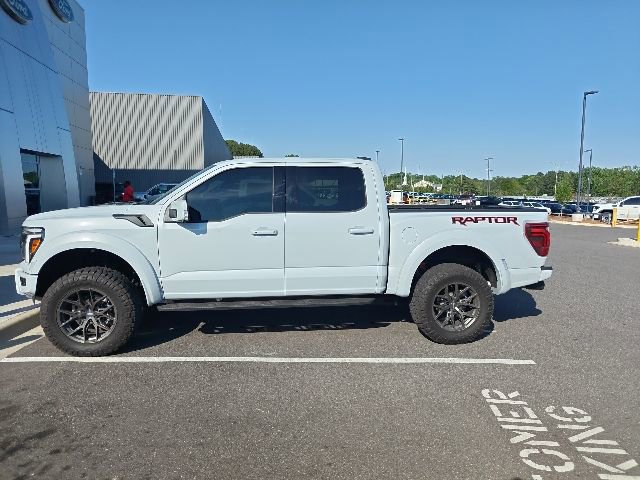 Used 2025 Ford F150 Raptor image 6
