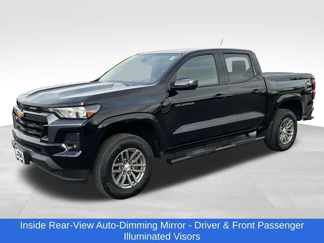 Used 2024 Chevrolet Colorado LT w/ LT Convenience Package II image 22