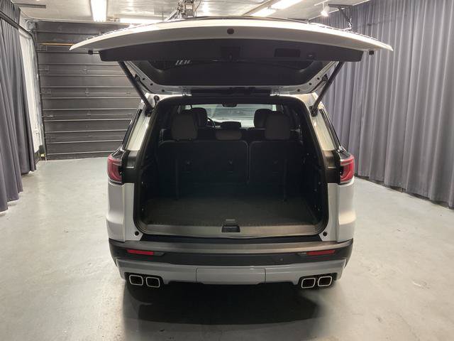 Used 2026 GMC Acadia Elevation FWD image 13