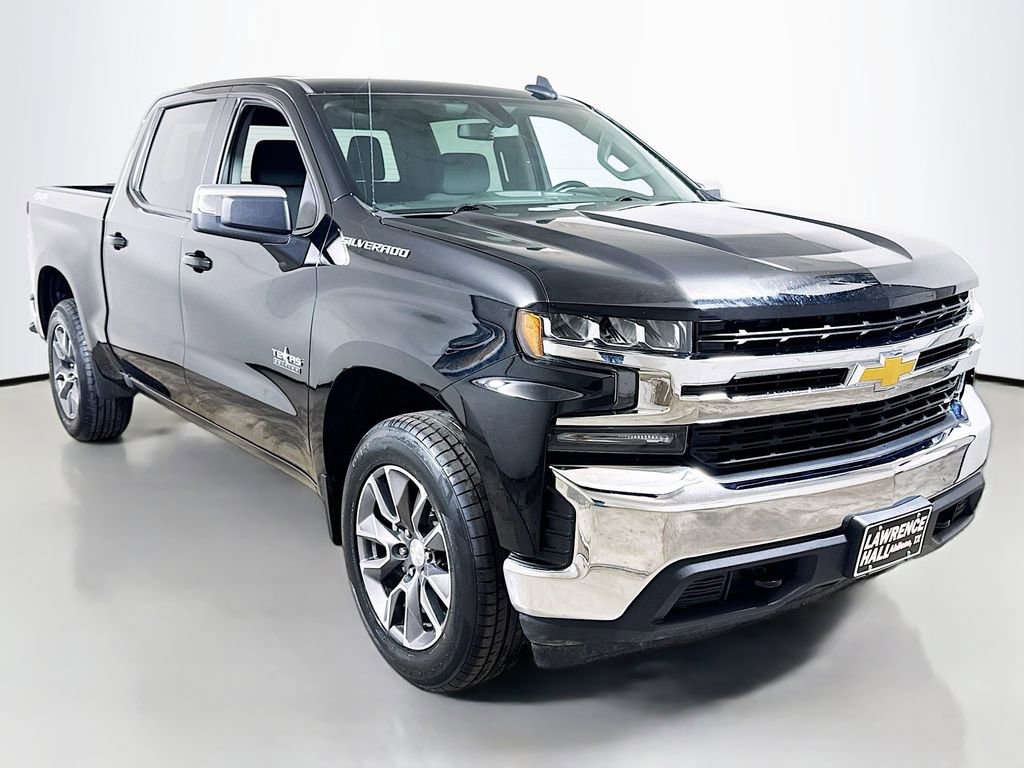 Used 2022 Chevrolet Silverado 1500 LT AWD/4WD image 3