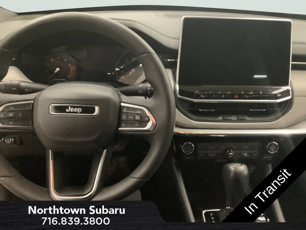 Used 2023 Jeep Compass Limited AWD/4WD image 10