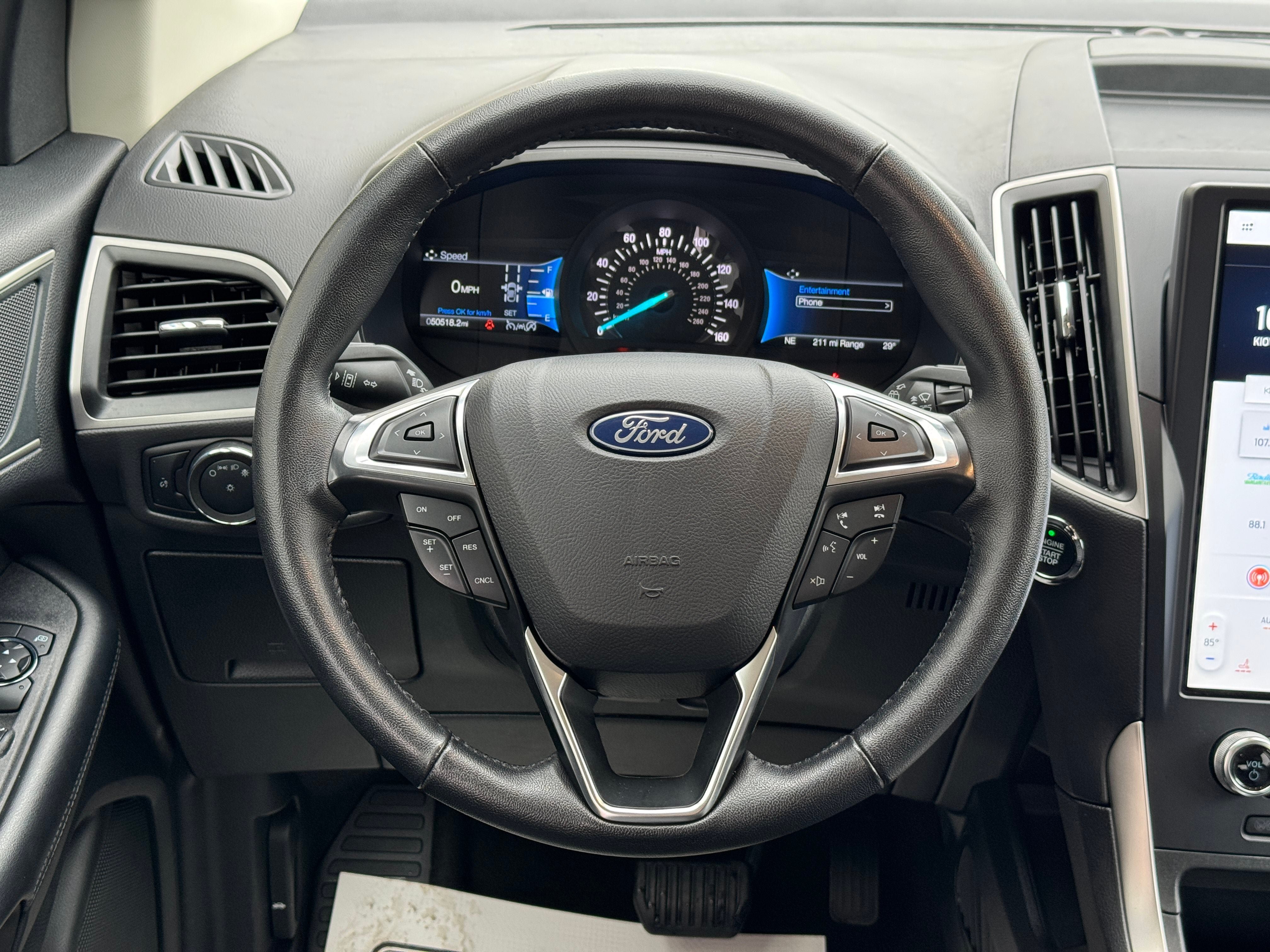 Used 2024 Ford Edge SEL AWD/4WD image 10