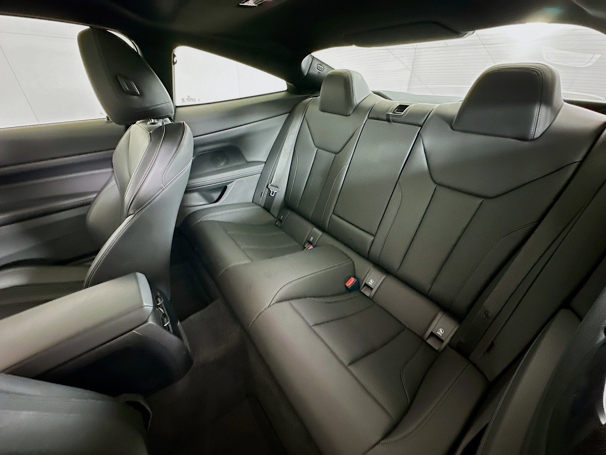 Used 2025 BMW 430i Coupe w/ Premium Package RWD image 27