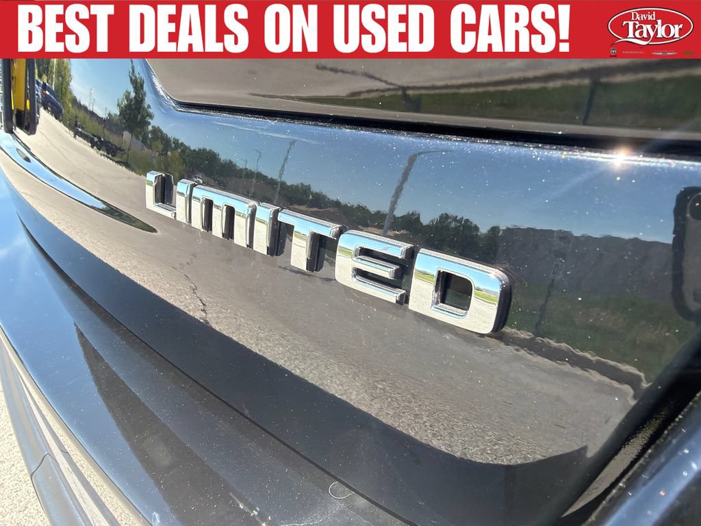 Used 2023 Jeep Grand Cherokee Limited AWD/4WD image 40