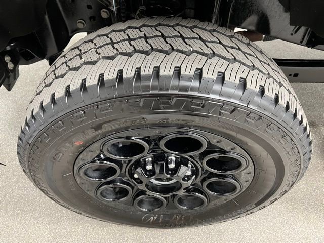 Used 2025 Ford F350 Lariat w/ Black Appearance Package AWD/4WD image 14