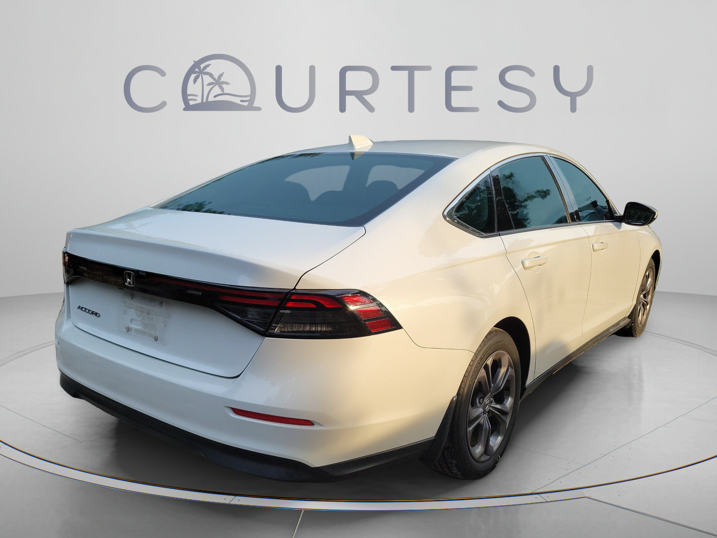 Used 2023 Honda Accord EX image 21