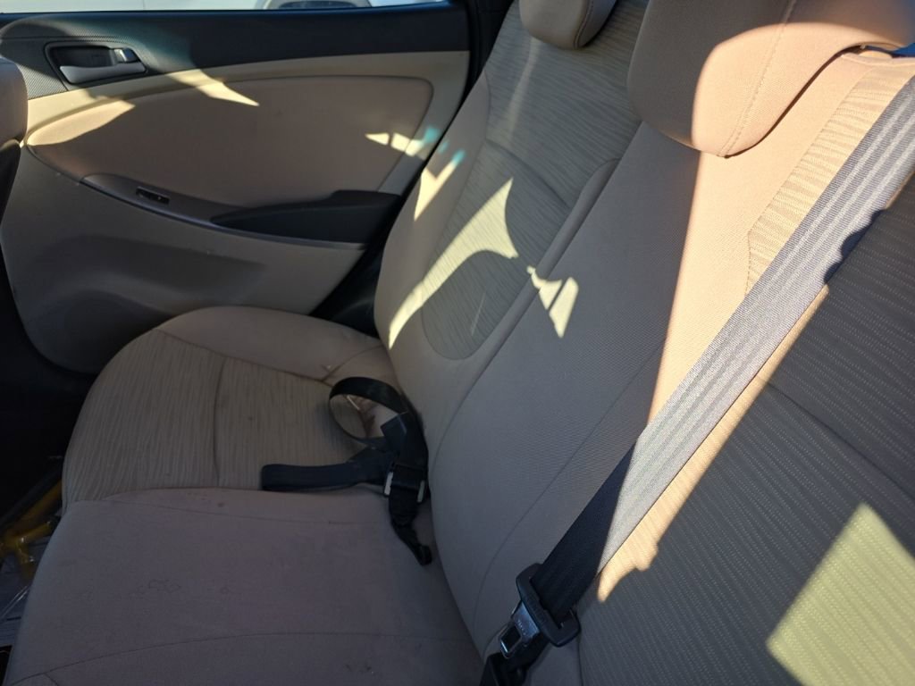 Used 2016 Hyundai Accent SE w/ Option Group 02 image 16