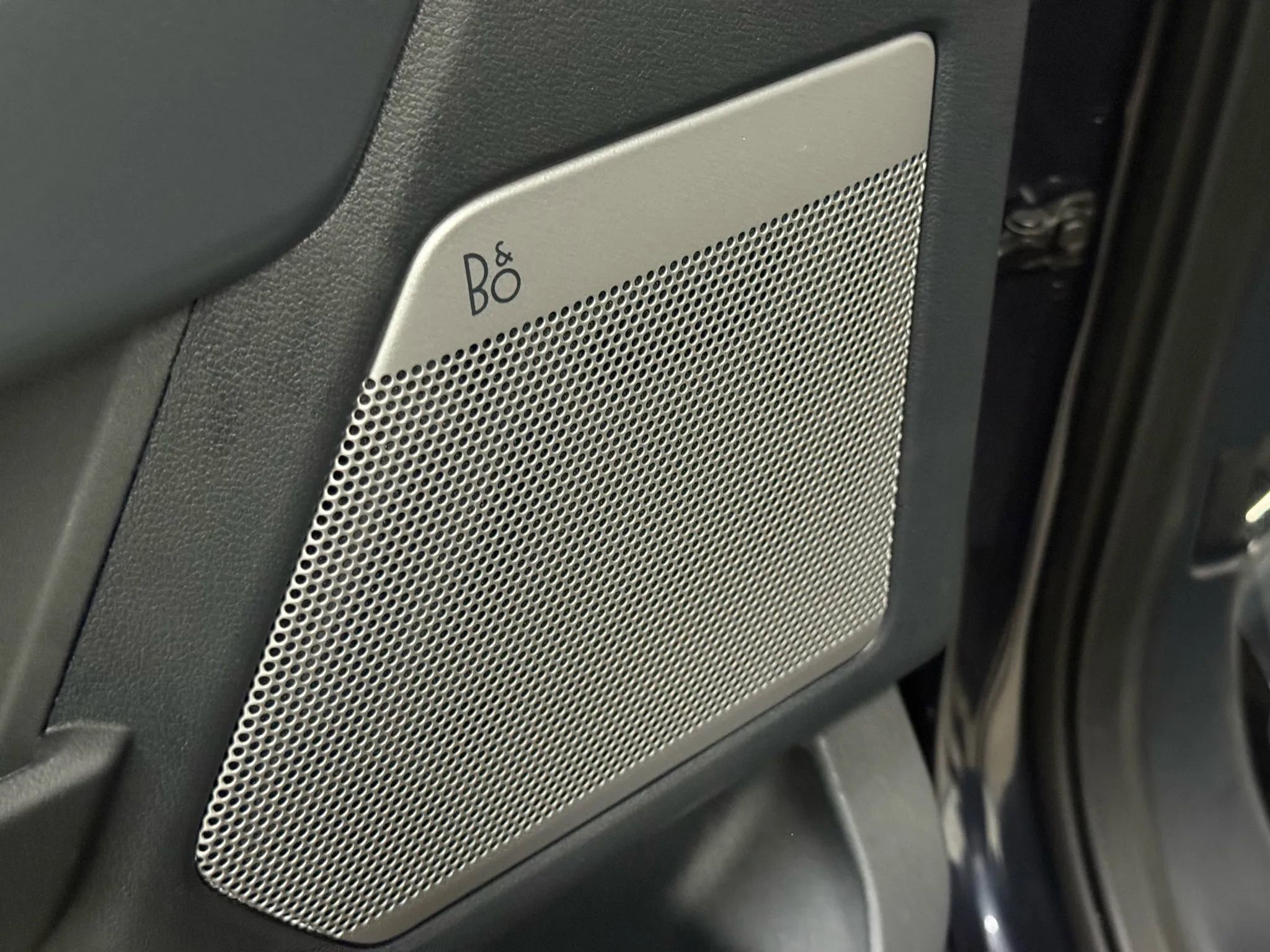 Used 2021 Ford F150 Lariat w/ Trailer Tow Package image 10