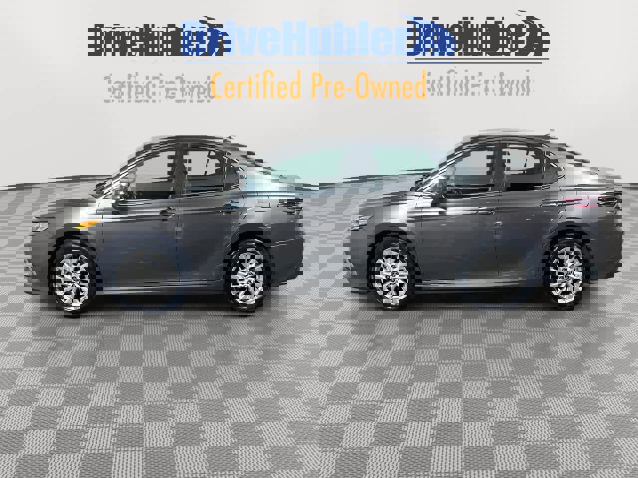 Used 2023 Toyota Camry LE image 5