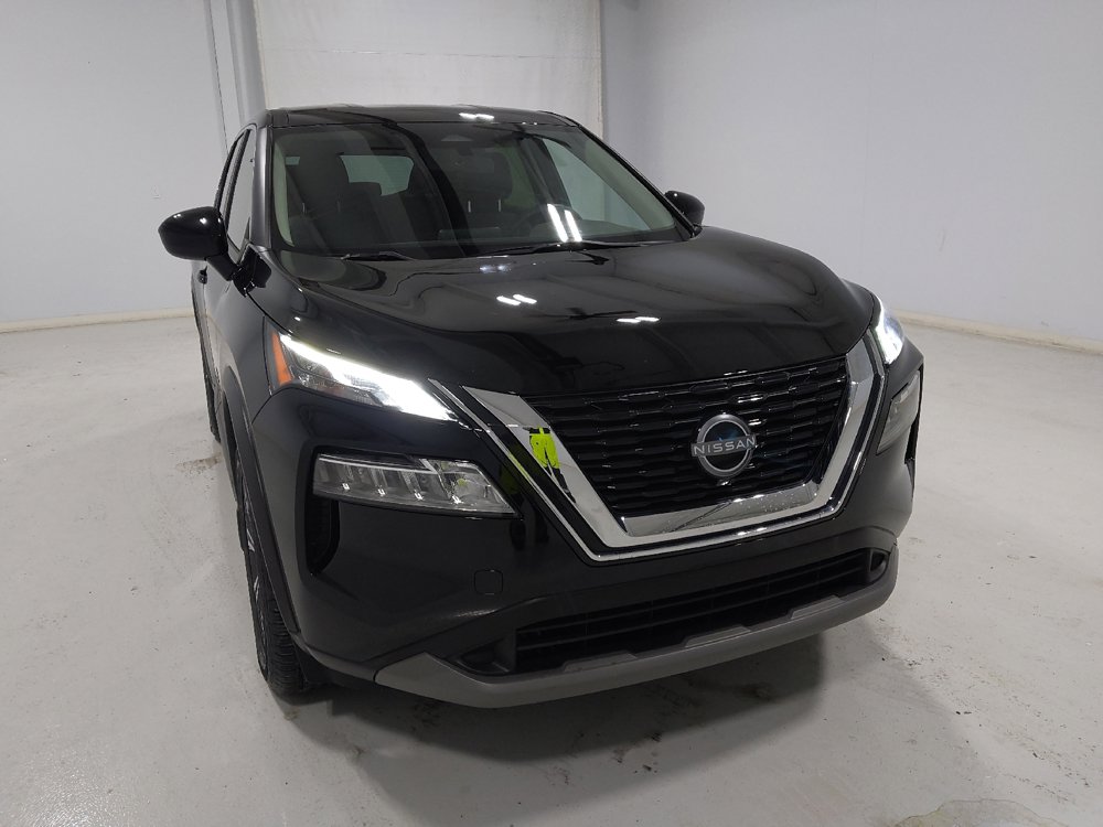 Used 2023 Nissan Rogue SV image 14
