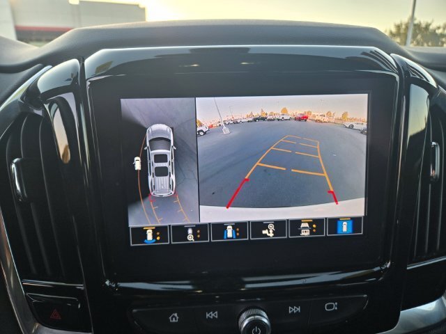 Used 2023 Chevrolet Traverse Premier w/ Redline Edition AWD/4WD image 14