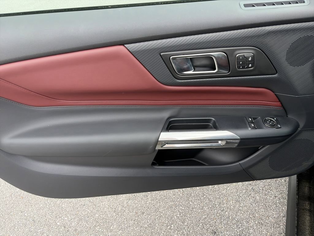 Used 2025 Ford Mustang Premium RWD image 19