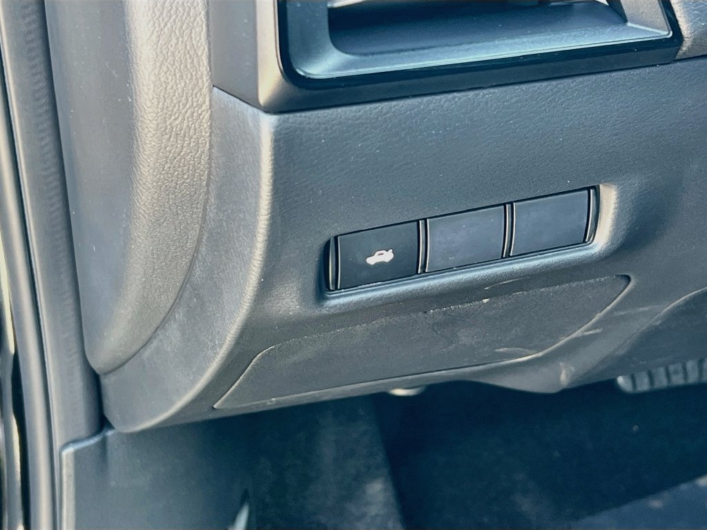 New 2027 Nissan Sentra SV FWD image 10