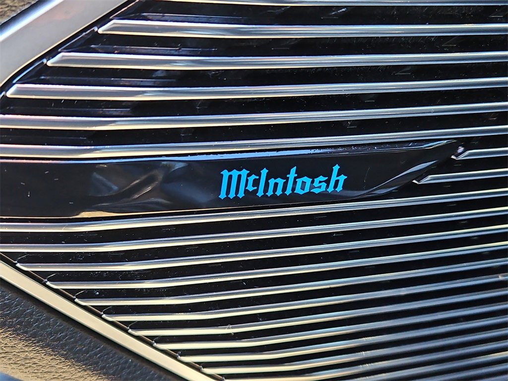 Used 2022 Jeep Grand Cherokee Overland w/ Luxury Tech Group IV image 20