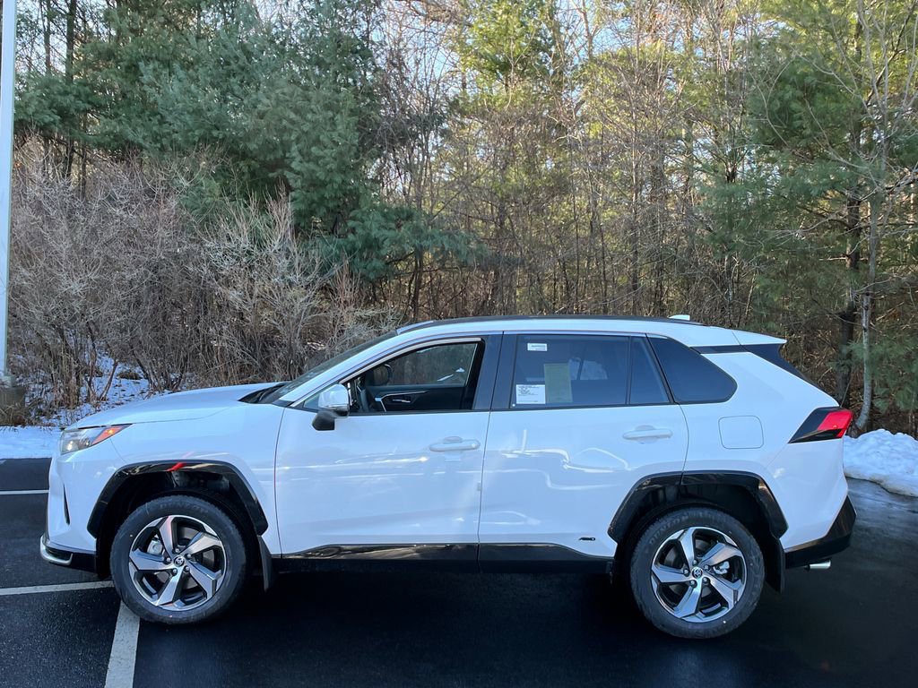 New 2025 Toyota RAV4 SE w/ Weather & Moonroof Package image 2