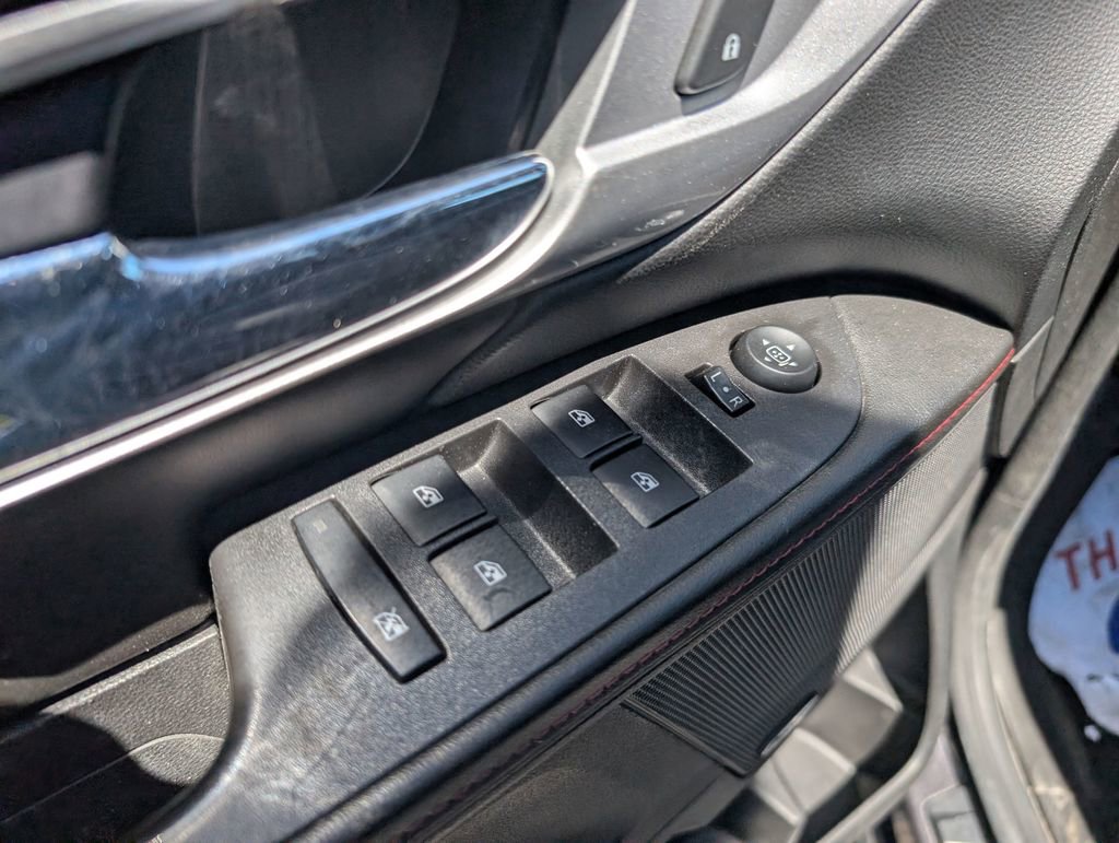 Used 2014 GMC Terrain SLT w/ Chrome Appearance Package FWD image 16