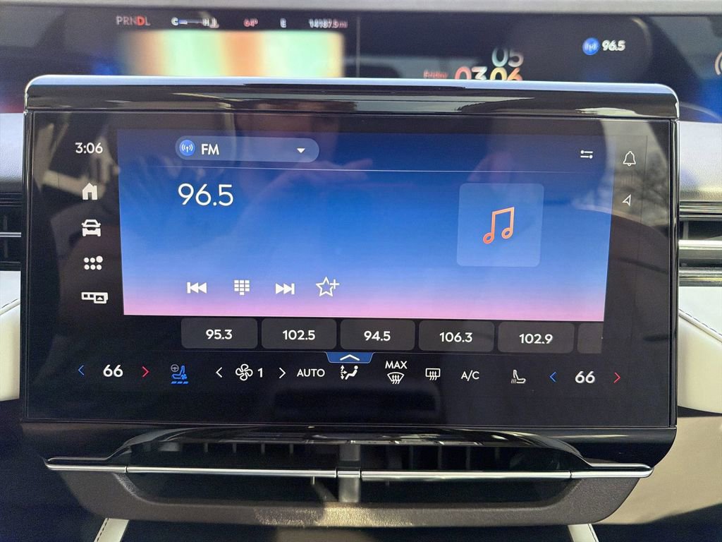 Used 2024 Lincoln Nautilus Black Label AWD/4WD image 12