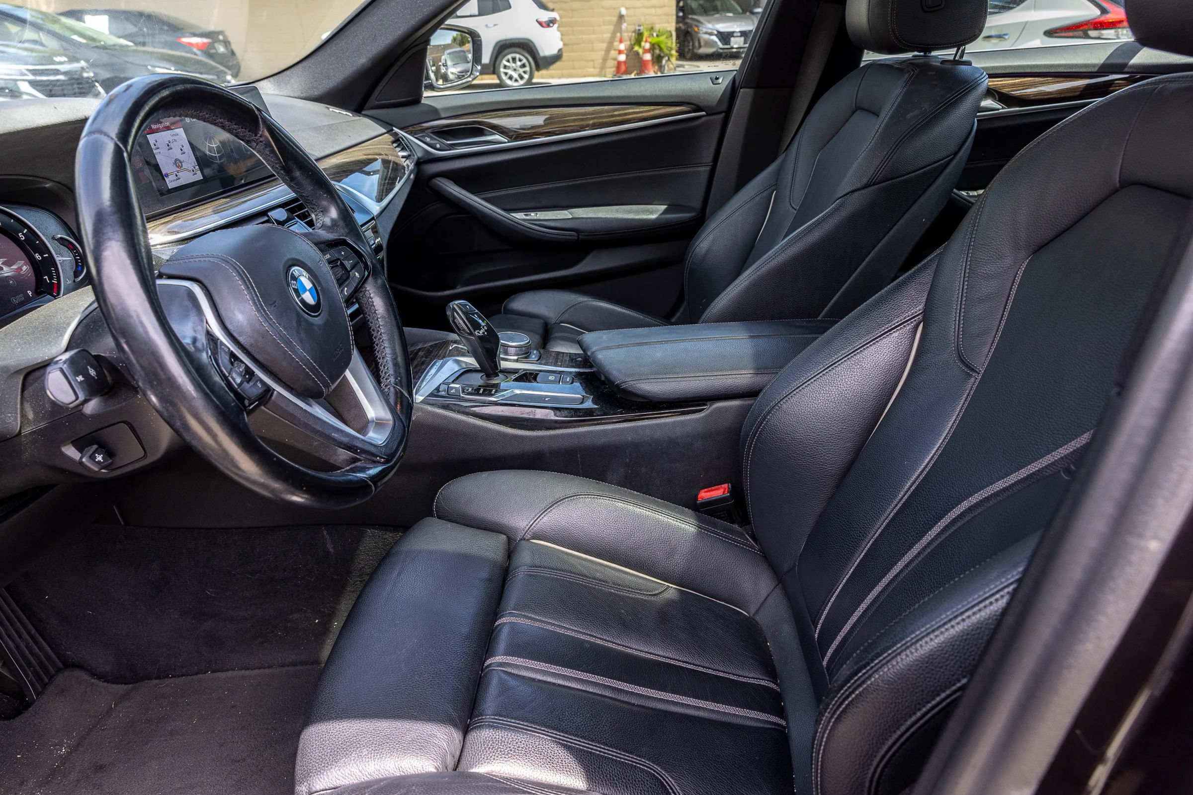 Used 2018 BMW 540i RWD image 19